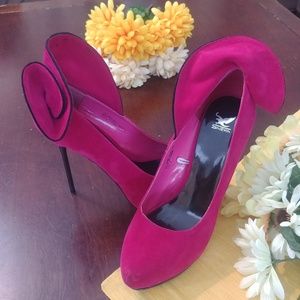 Shiekh Retro Vintage Look Rose Flower Stiletto